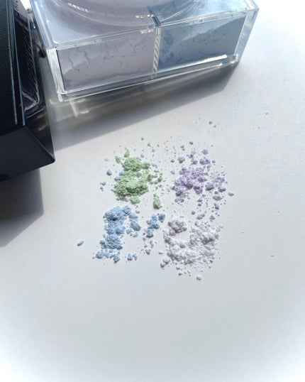 プリズム・リーブル/GIVENCHY/ルースパウダーを使ったクチコミ(2枚目)