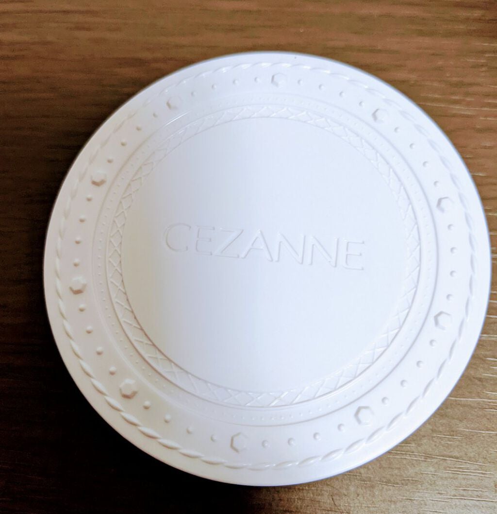 UVクリアフェイスパウダー/CEZANNE/プレストパウダーを使ったクチコミ(2枚目)