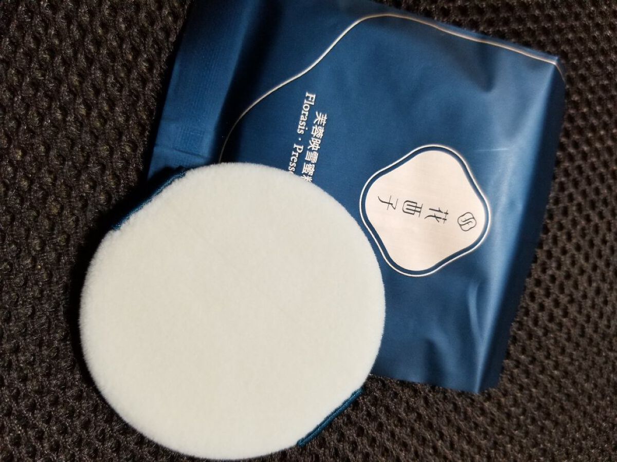 玉女桃花絹糸 プレストフェイスパウダー/花西子/プレストパウダーを使ったクチコミ(7枚目)