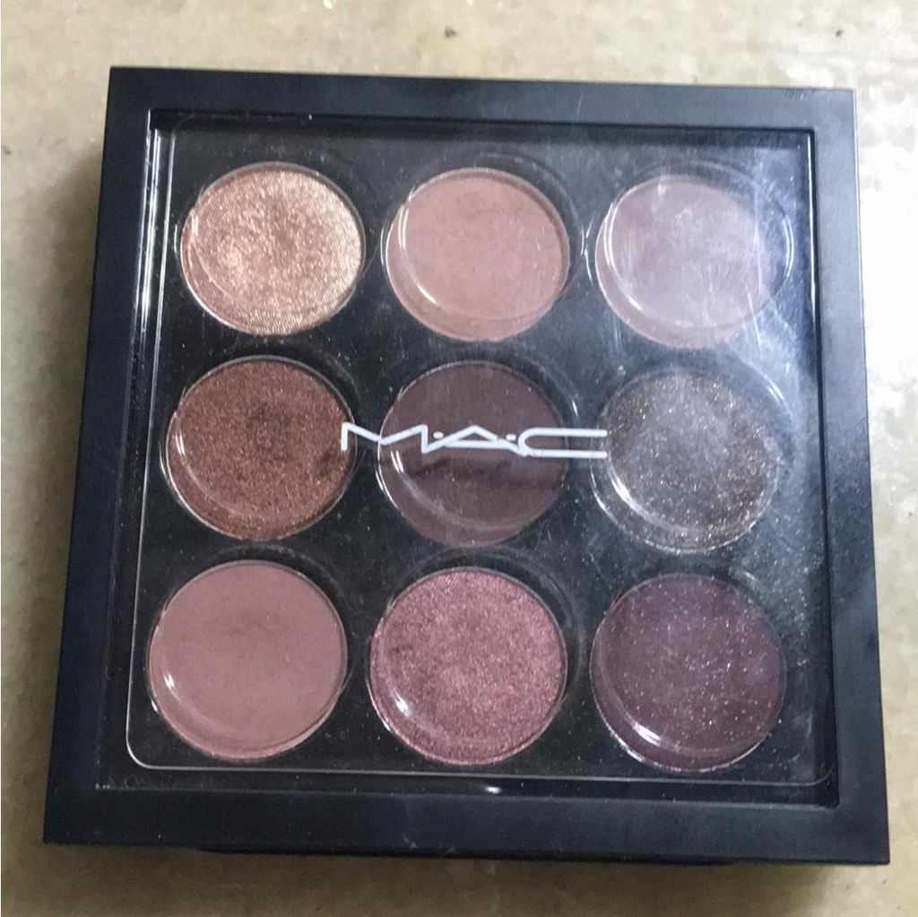 スモール アイシャドウ×9/M・A・C/アイシャドウパレットを使ったクチコミ(1枚目)