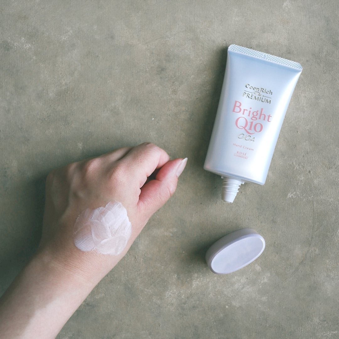 コエンリッチ ザ プレミアム ライトアップ モイストガード ハンドクリーム/コエンリッチQ10/ハンドクリームを使ったクチコミ(4枚目)