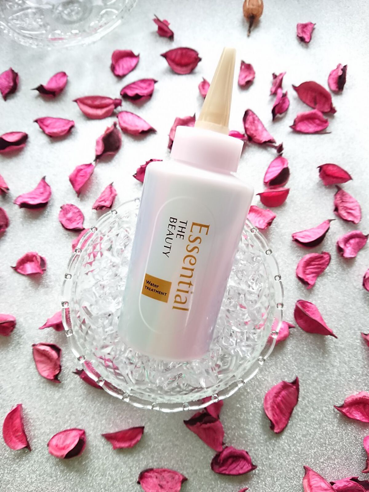 エッセンシャル プレミアム ウォータートリートメント EXスムース/エッセンシャル/アウトバストリートメントを使ったクチコミ（1枚目）