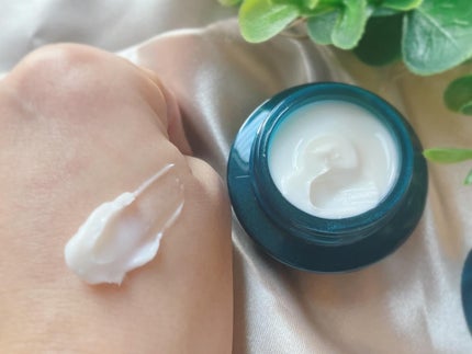 ぴぴちゃん22@フォロバ100% on LIPS 「目もとの乾燥・小ジワに✨肌潤改善アイクリーム<医薬部外品>目も..」(4枚目)