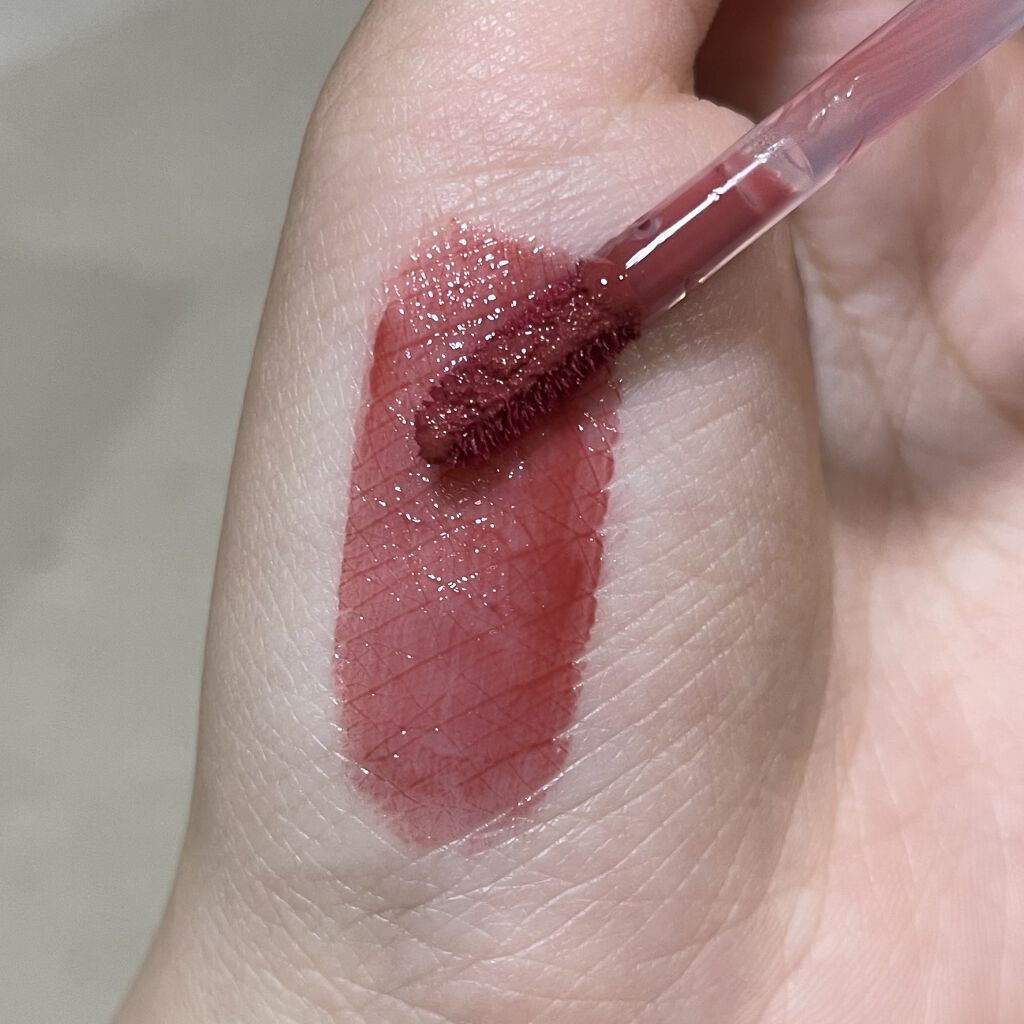 ジューシーラスティングティント/rom&nd/リップティントを使ったクチコミ（3枚目）