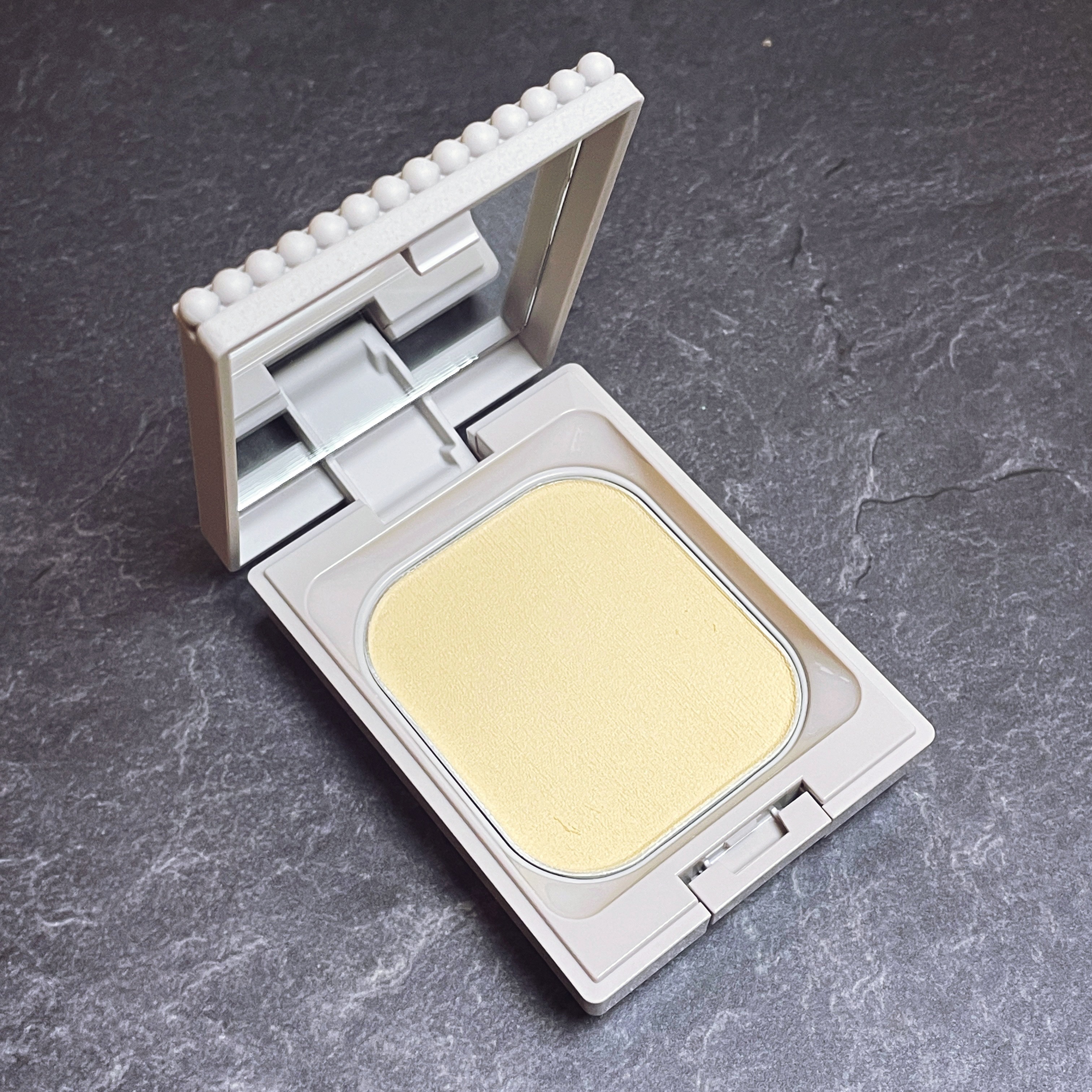 アルビオン シュクルホワイト パウダレスト/ALBION/プレストパウダーを使ったクチコミ（2枚目）