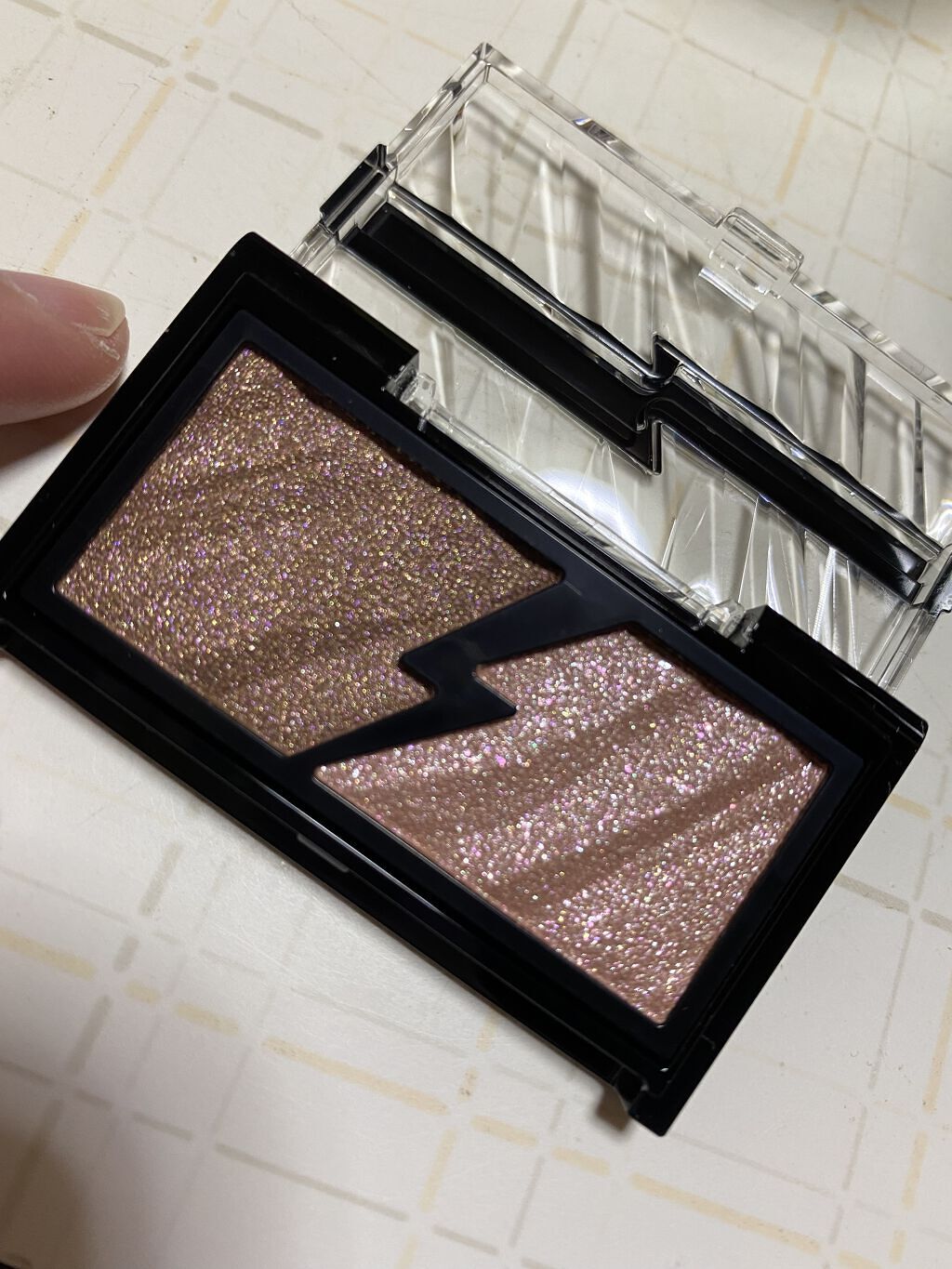 エレクトリックショックアイズ /KATE/アイシャドウパレットを使ったクチコミ（2枚目）