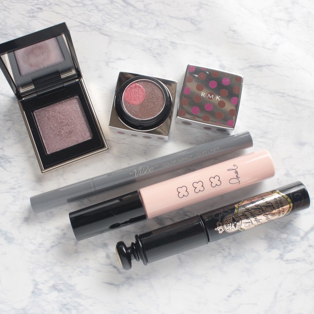 カラーポップアイズ 04 ドラマティックデイ/RMK/アイシャドウパレットを使ったクチコミ（2枚目）