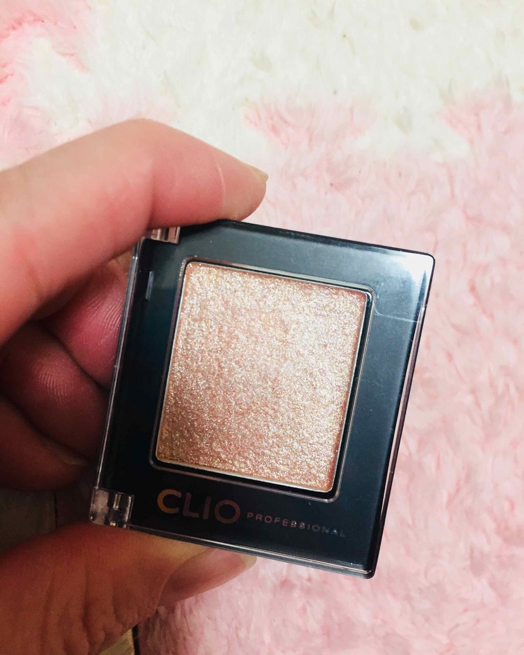 プロ シングル シャドウ/CLIO/単色アイシャドウを使ったクチコミ（2枚目）