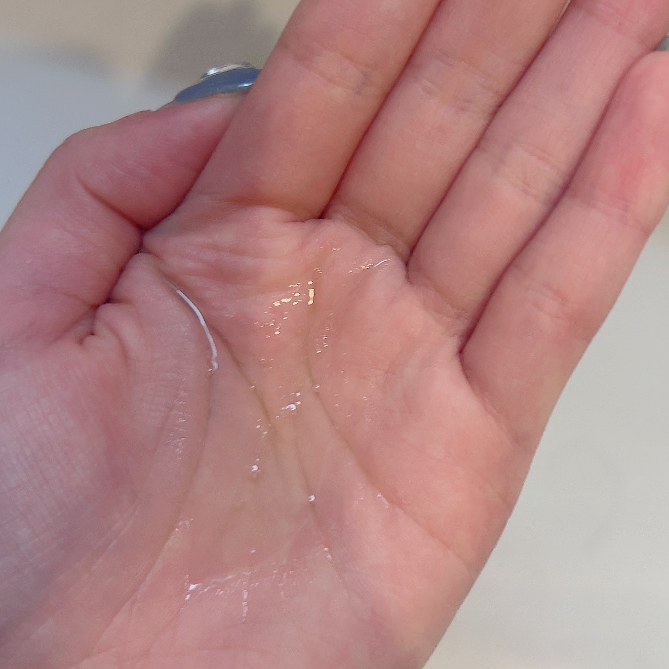 キンモクセイ キラメキ シャイニー ヘアオイル/ululis/ヘアオイルを使ったクチコミ（2枚目）