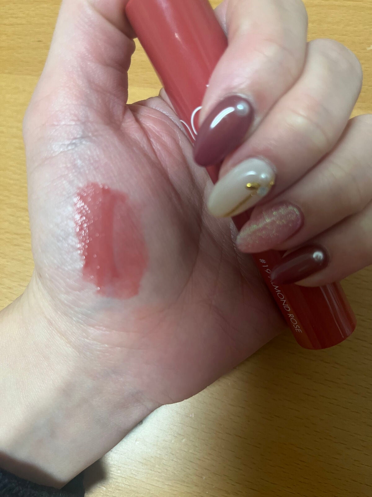 ジューシーラスティングティント/rom&nd/リップティントを使ったクチコミ(3枚目)