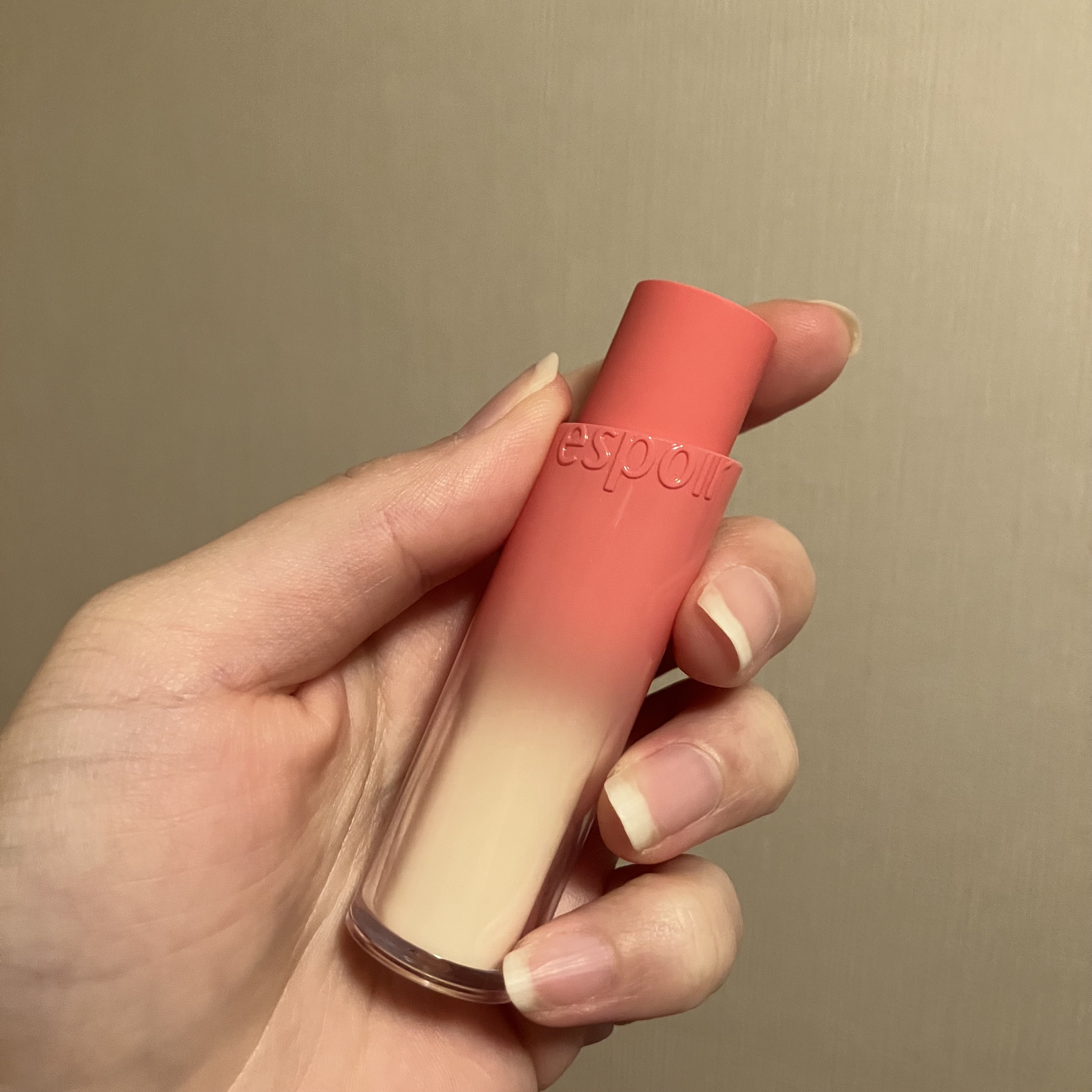 ノーウェアリップスティック バーミンググロー/espoir/口紅を使ったクチコミ（1枚目）