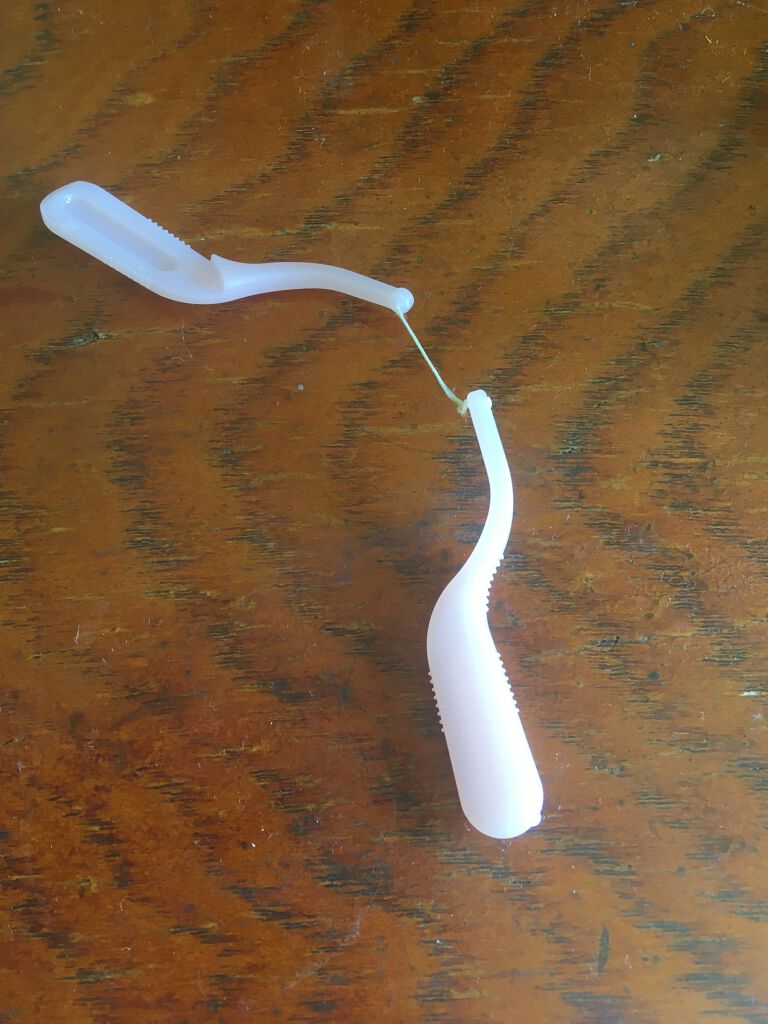 ピュオーラGRAN 2WAYフロス/ピュオーラ/デンタルフロス・歯間ブラシを使ったクチコミ(3枚目)