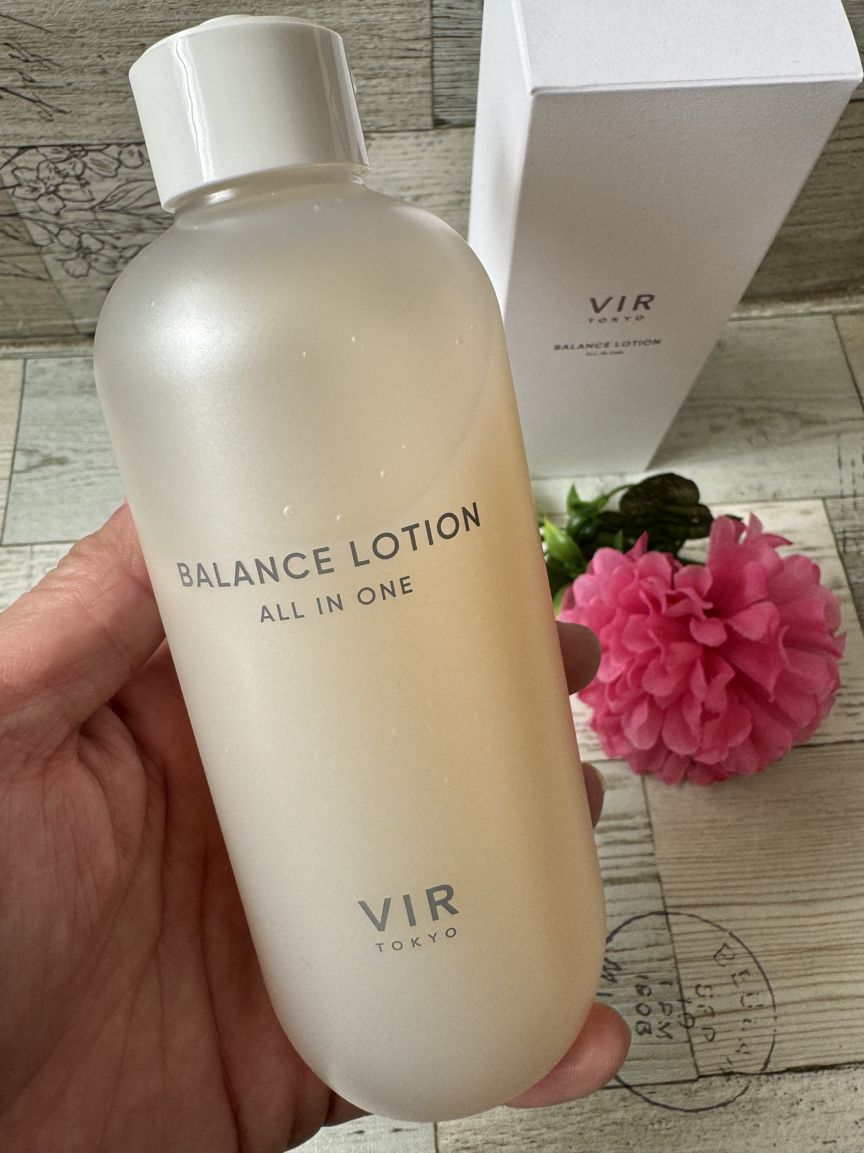VIR TOKYO BALANCE LOTION/VIR TOKYO/オールインワン化粧品を使ったクチコミ（2枚目）