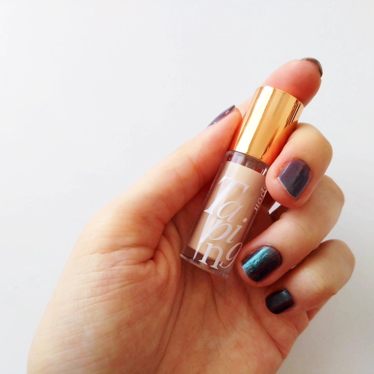 テーピングコンシーラーロングウェア/espoir/リキッドコンシーラーを使ったクチコミ（1枚目）