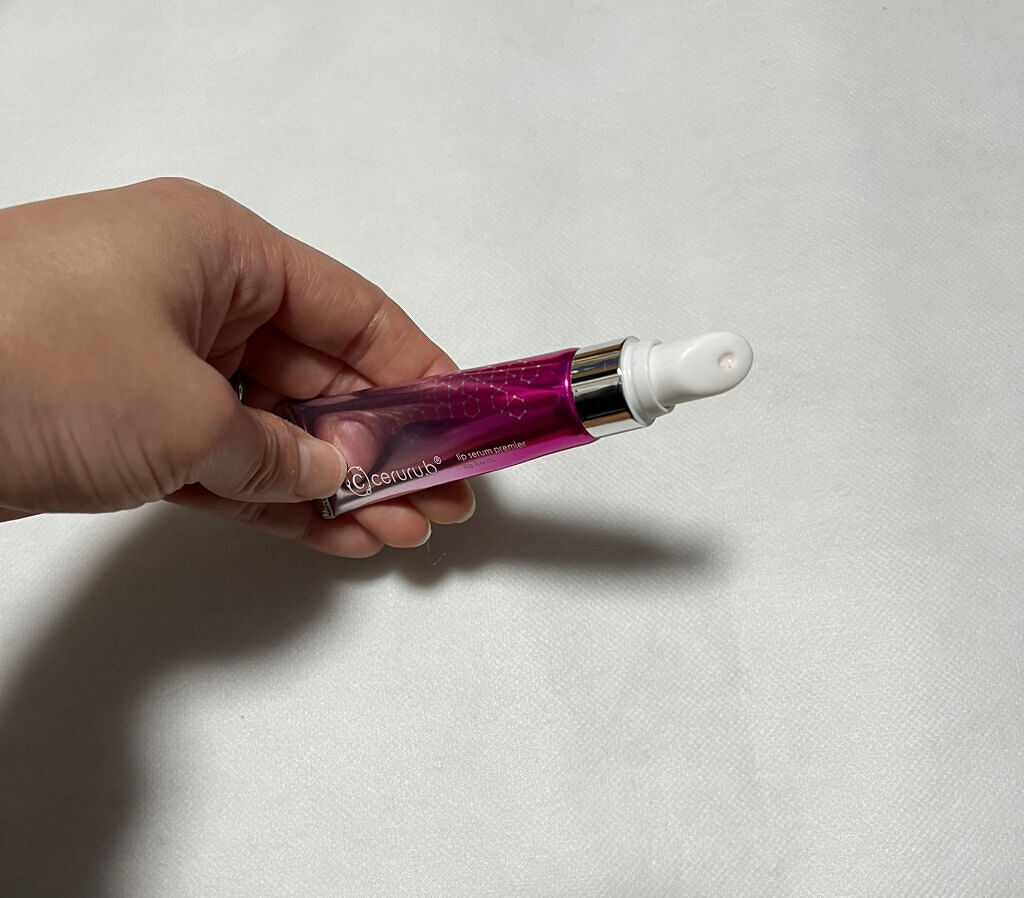 ceruru.b  リップセラム プレミア のクチコミ「\塗るたびに/満ちるクチビル
セルル リップセラム《唇用美容液》を試してみました( * ॑˘ .....」（3枚目）