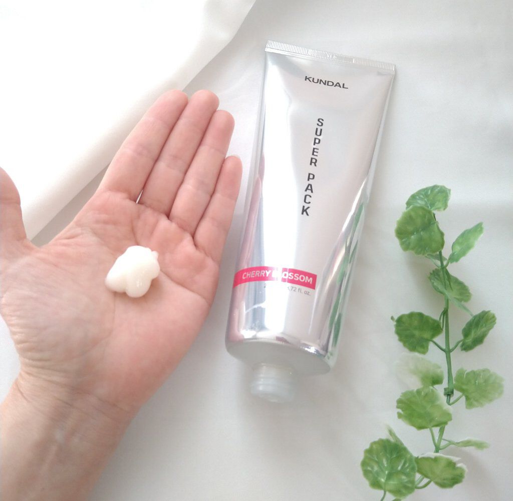 プレミアムヘアクリニックスーパーパック/KUNDAL/ヘアマスク・ヘアパックを使ったクチコミ（2枚目）