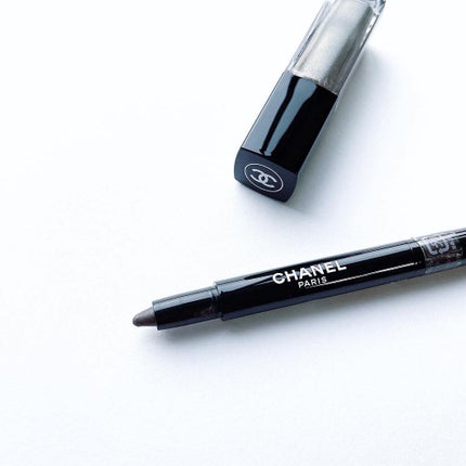 スティロ オンブル エ コントゥール/CHANEL/スティックアイシャドウを使ったクチコミ(1枚目)