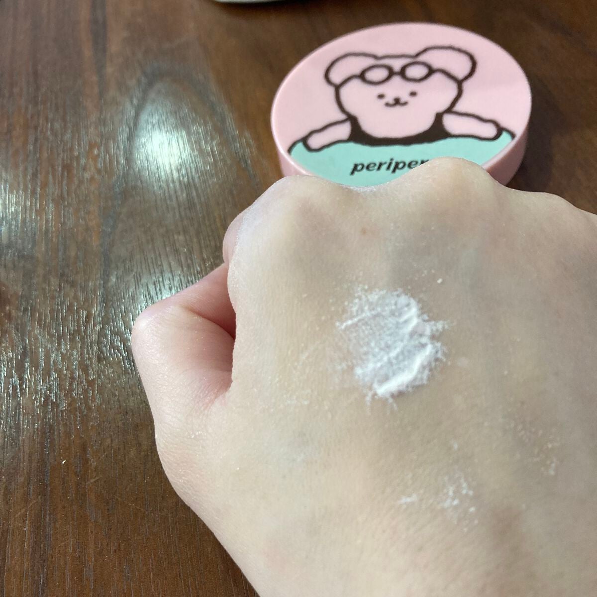 【ペリペラ×TETEUM】オイル キャプチャー クーリング パウダー/PERIPERA/ルースパウダーを使ったクチコミ(2枚目)