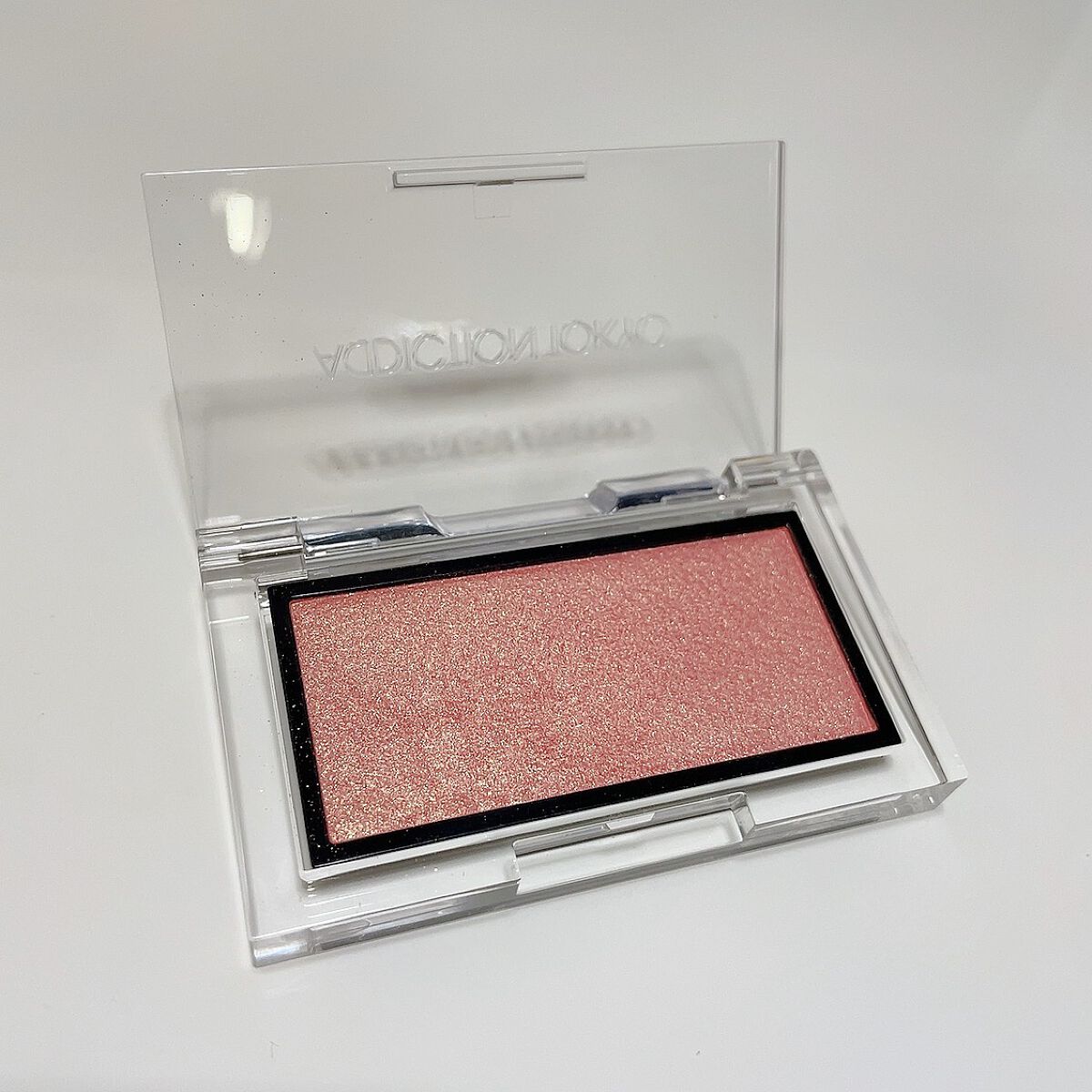 アディクション ザ ブラッシュ パール 002P Hazy Sunset/ADDICTION/パウダーチークを使ったクチコミ（2枚目）