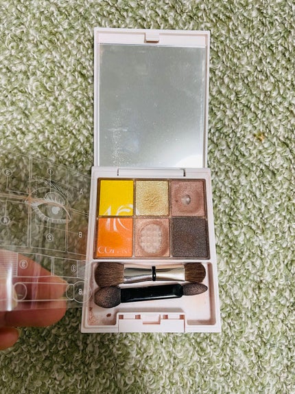 6セレクションアイズ/コフレドール/アイシャドウパレットを使ったクチコミ(2枚目)