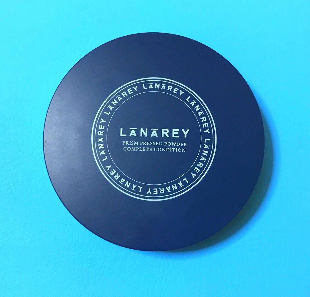 LANAREY プリズムプレストパウダーのクチコミ「まあまあ崩れない気がする
ちょっとベージュが濃い？..」（1枚目）