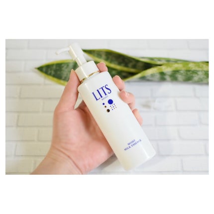 モイスト ミルクエッセンス/リッツ/乳液を使ったクチコミ(5枚目)