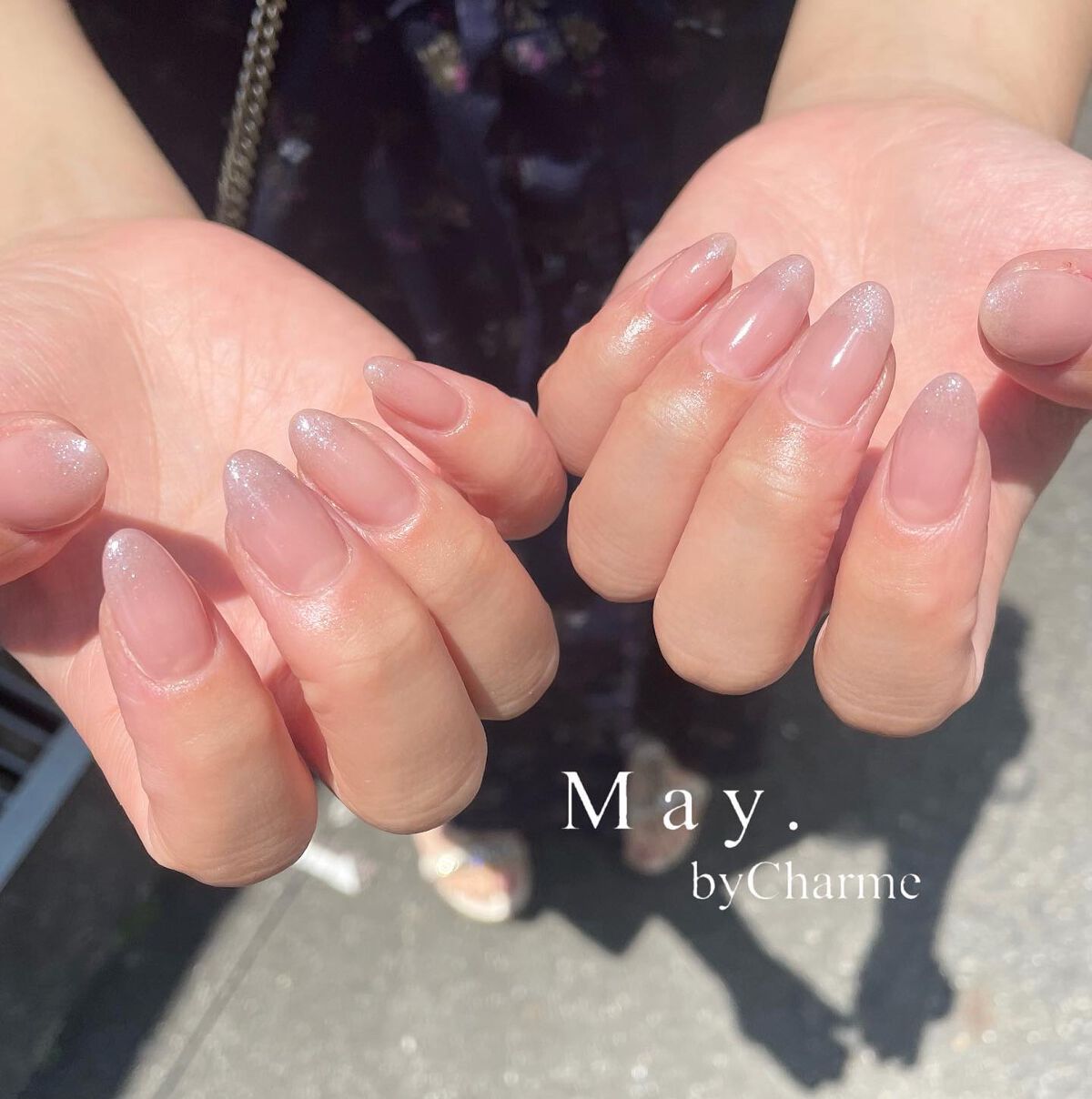 pikarin8993x🦋LIPSパートナー on LIPS 「.ちゅるんカラーにホワイトのラメをさりげなく✨✨.ご予約はIn..」(1枚目)