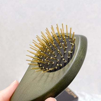 プレミアム FOX カッサ ゴースト ヘアブラシ ブラック/SNOW FOX SKINCARE/ヘアブラシを使ったクチコミ(4枚目)