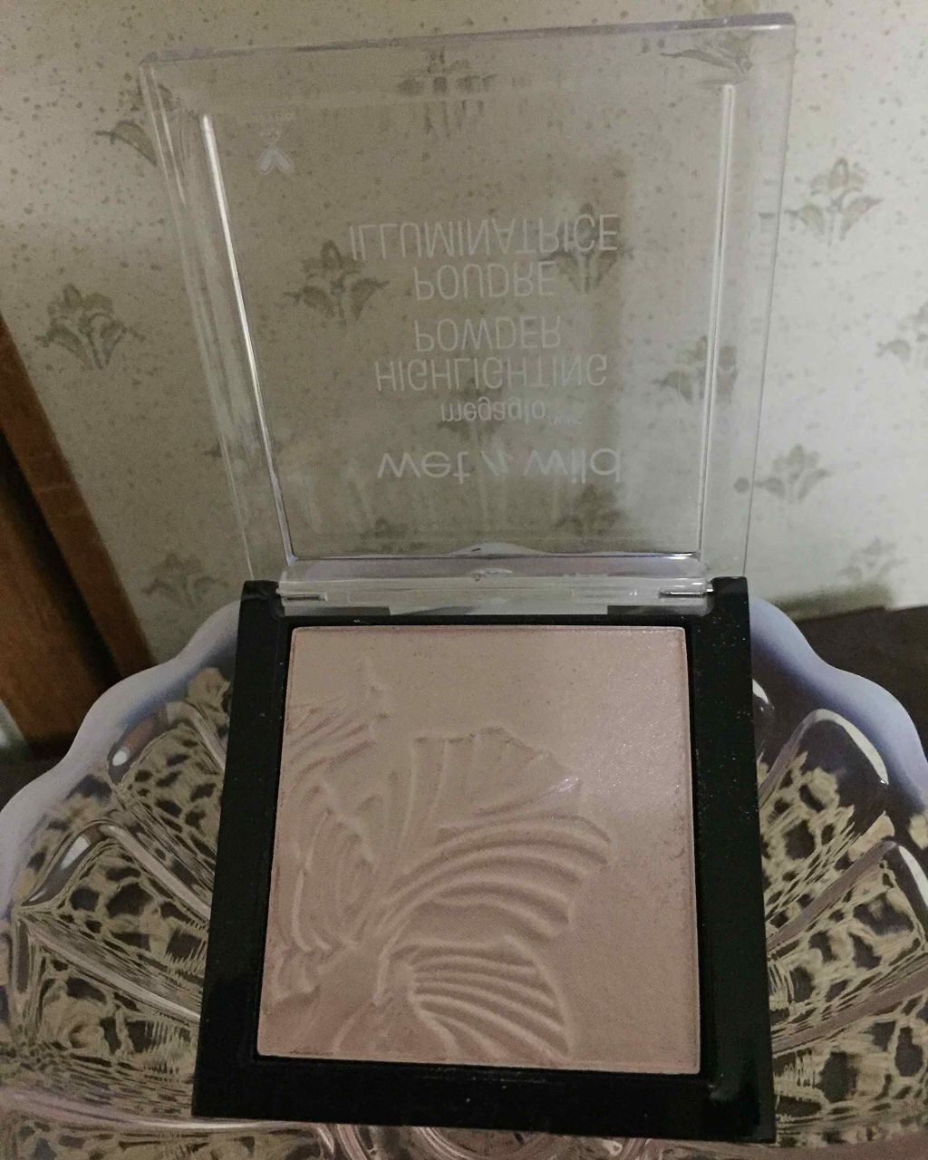 MegaGlo Highlighting Powder/wet 'n' wild/パウダーハイライトを使ったクチコミ(2枚目)