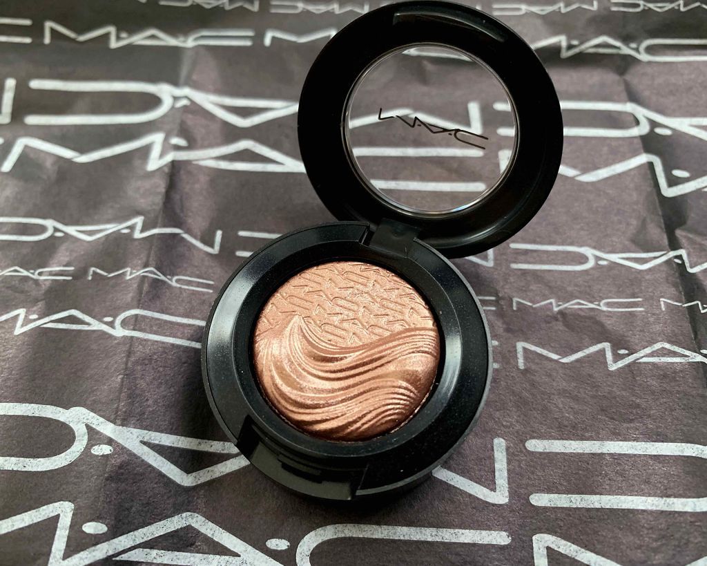 エクストラ ディメンション アイシャドウ/M・A・C/単色アイシャドウを使ったクチコミ(1枚目)