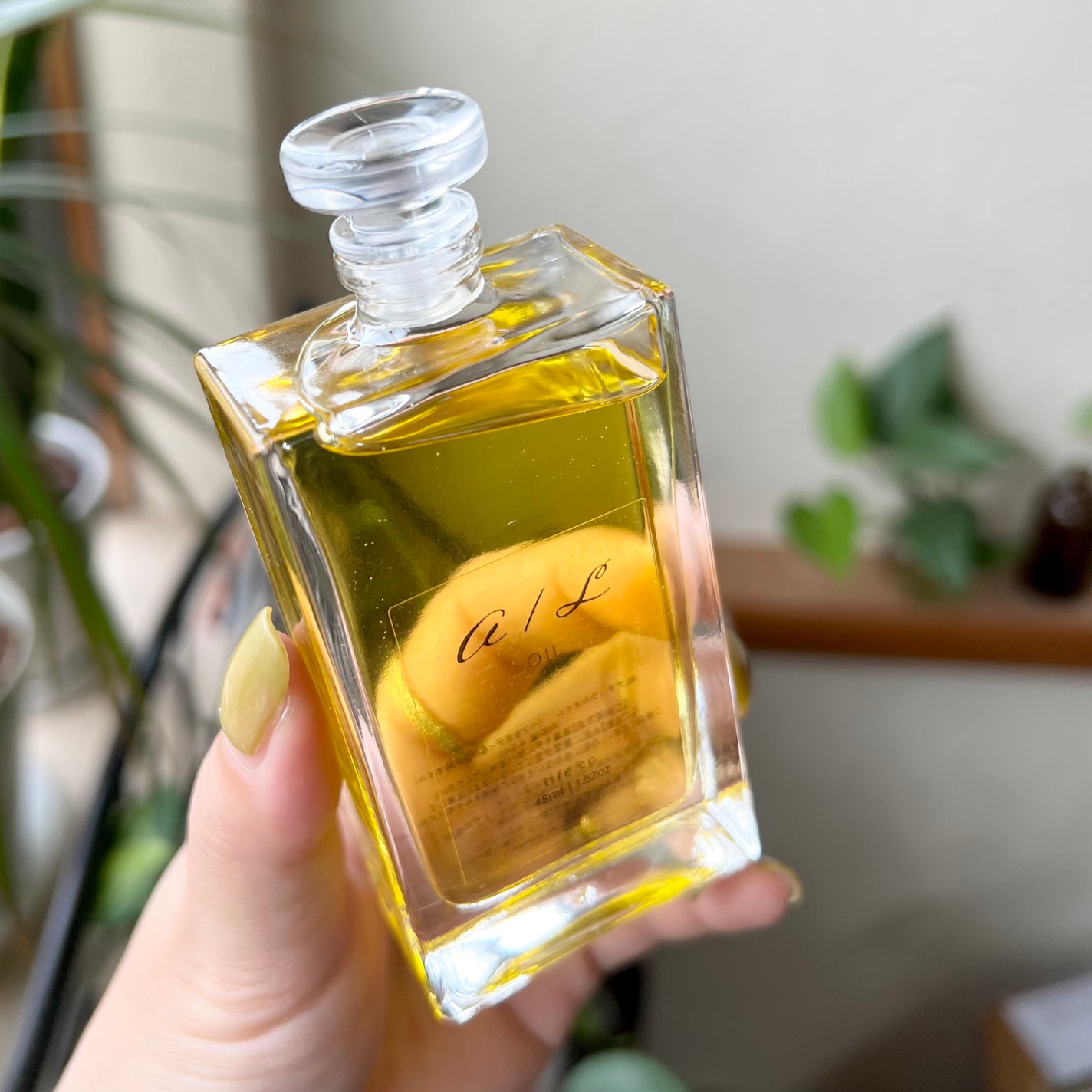 ナチュラルオイル〈ヘア&ボディ&ハンド用オイル〉/ainaLyra /ボディオイルを使ったクチコミ(5枚目)