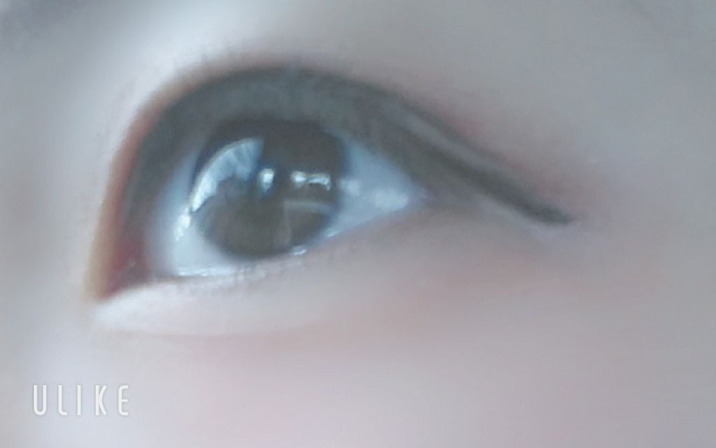 ゆぅぅな☺︎ on LIPS 「#アイプチ#ナイトアイボーテ私はナイトアイボーテを使っていまし..」(1枚目)