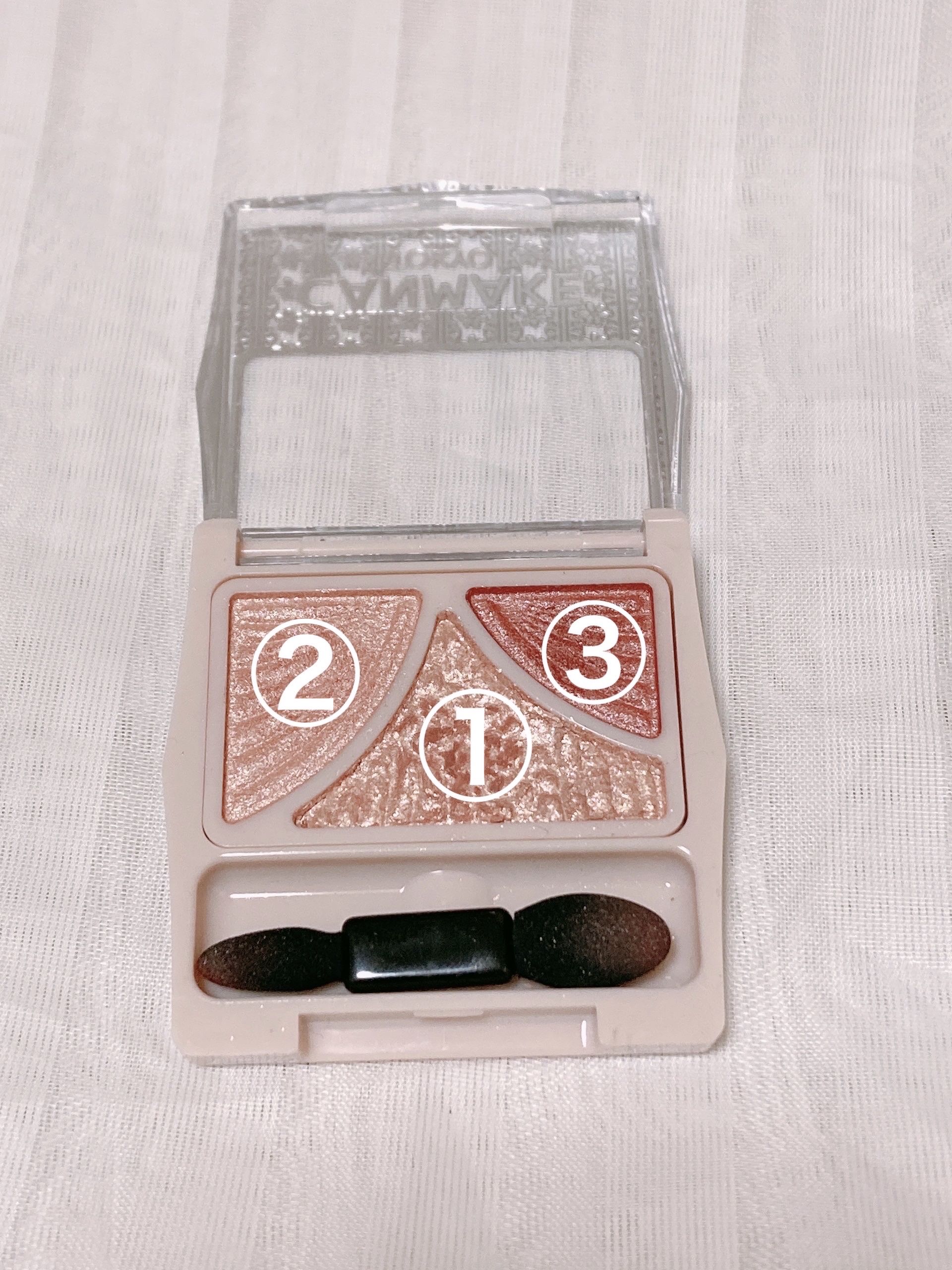 ジューシーピュアアイズ/キャンメイク/アイシャドウパレットを使ったクチコミ（2枚目）