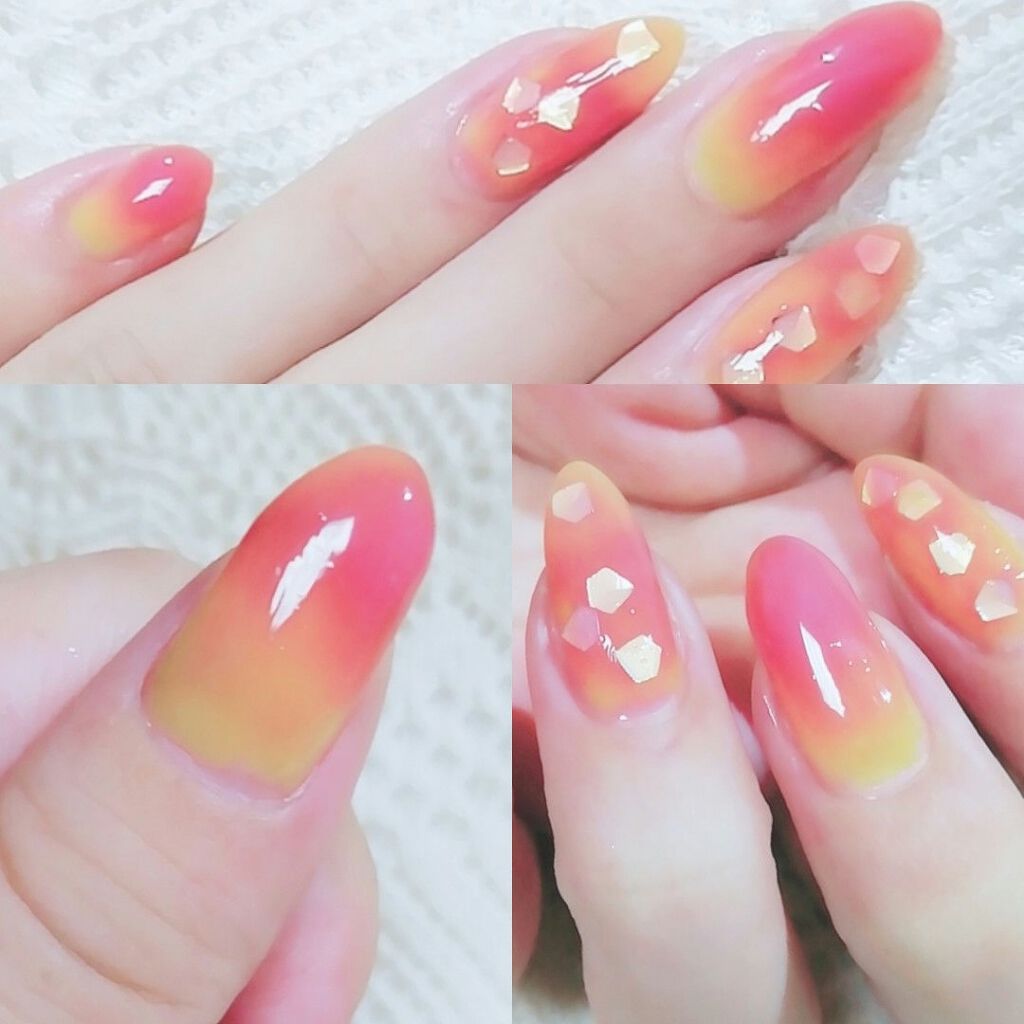 キャンドゥ 3Dホロのクチコミ「
今日のネイル💅
完熟な桃の感じをネイルにしてみた♡
桃感ネイル🍑

イエローをベースにして、.....」（2枚目）