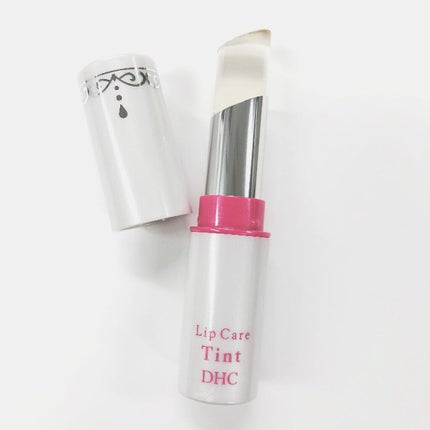 おうか on LIPS 「リップケアティント(クリア)🧊私が使用すると派手なピンク色に発..」(1枚目)