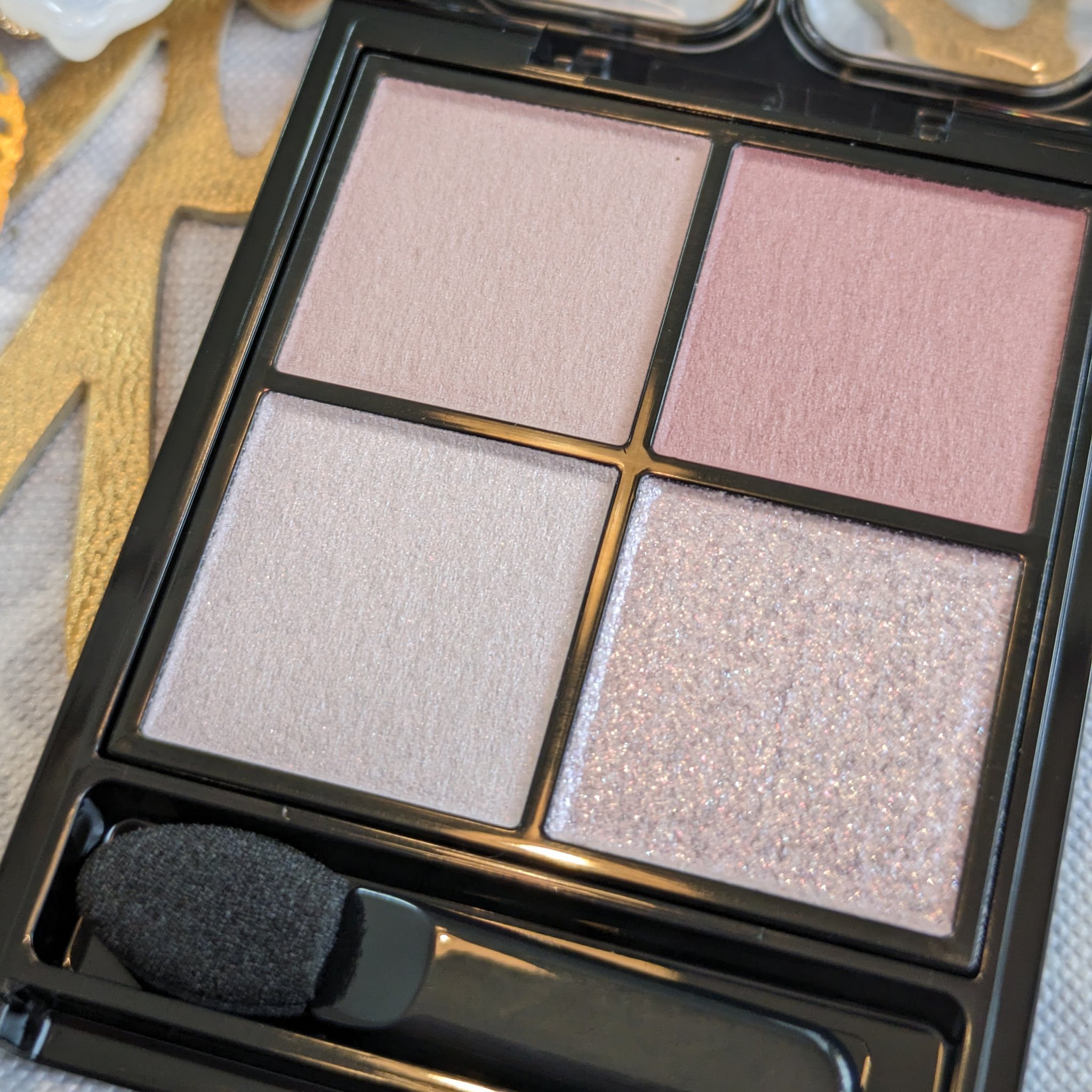 ケイト ポッピングシルエットシャドウ/KATE/アイシャドウパレットを使ったクチコミ（2枚目）