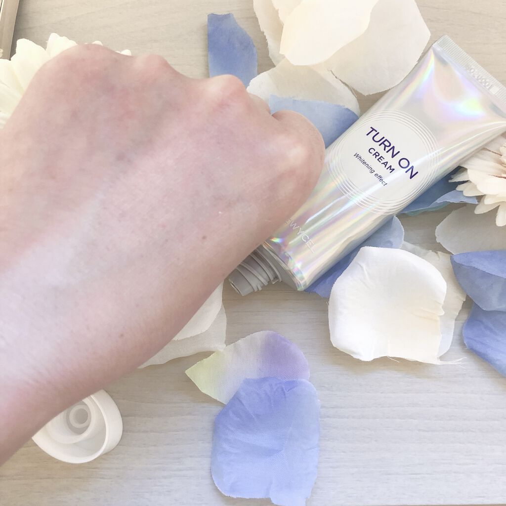 デュイセル ターンオンクリーム/DEWYCEL/フェイスクリームを使ったクチコミ（2枚目）