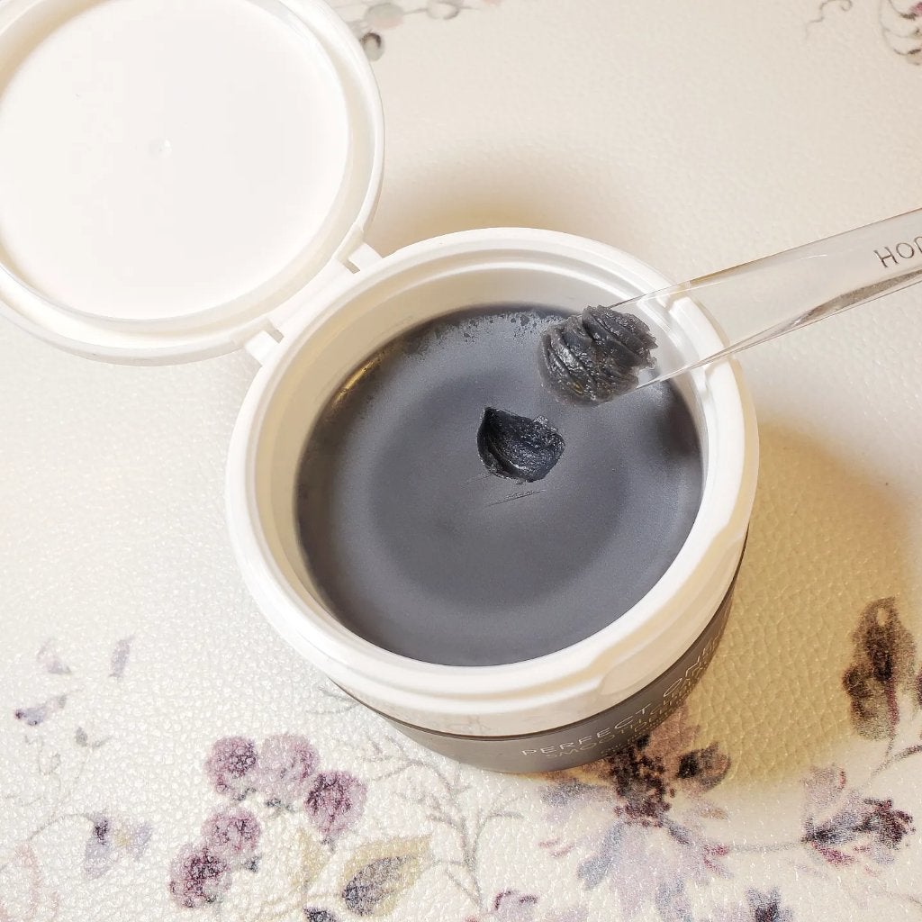 パーフェクトワンフォーカス スムースクレンジングバーム ディープブラック/PERFECT ONE FOCUS/クレンジングバームを使ったクチコミ(3枚目)