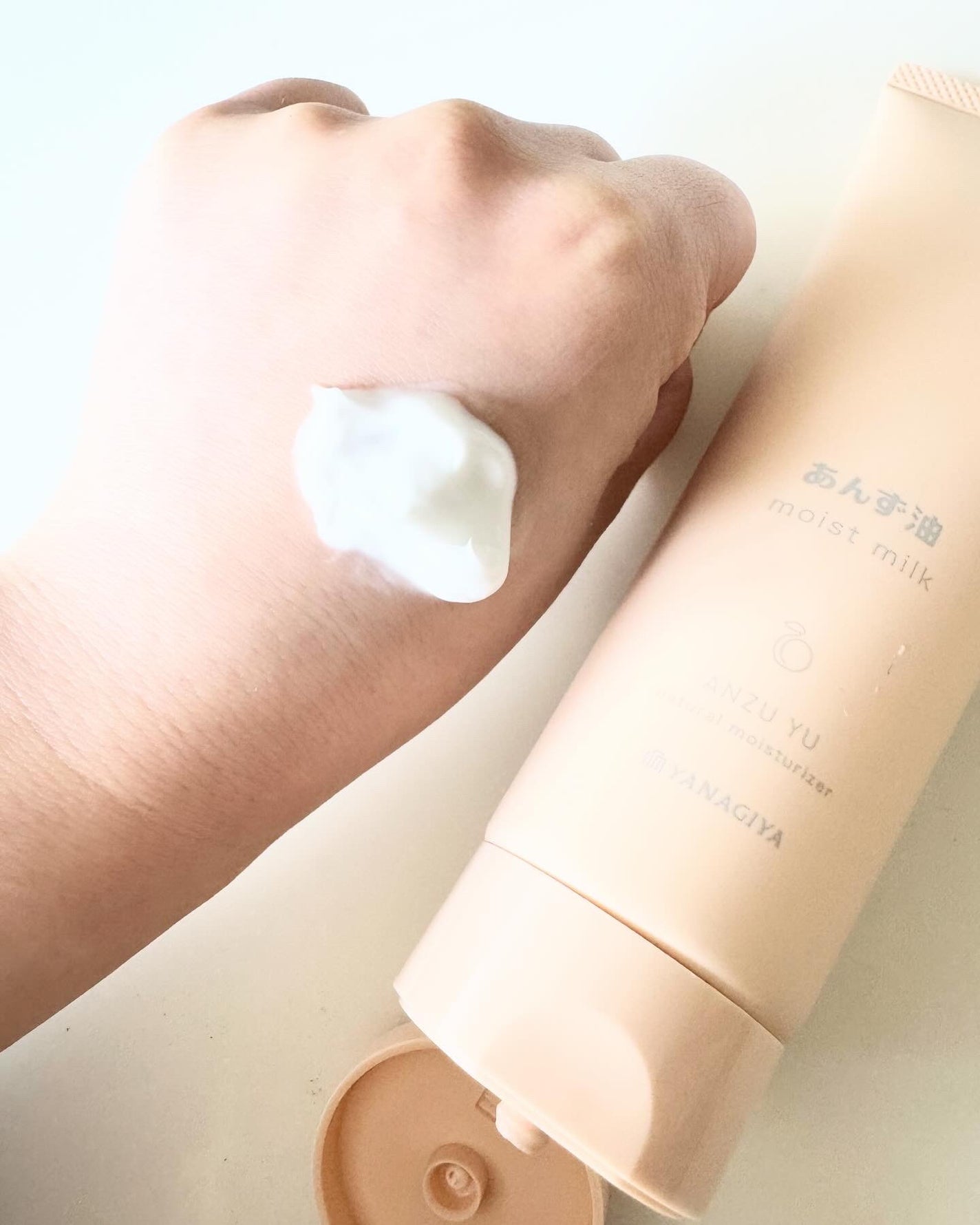 柳屋 あんず油 髪と手肌のしっとりミルク/柳屋あんず油/ヘアミルクを使ったクチコミ(2枚目)