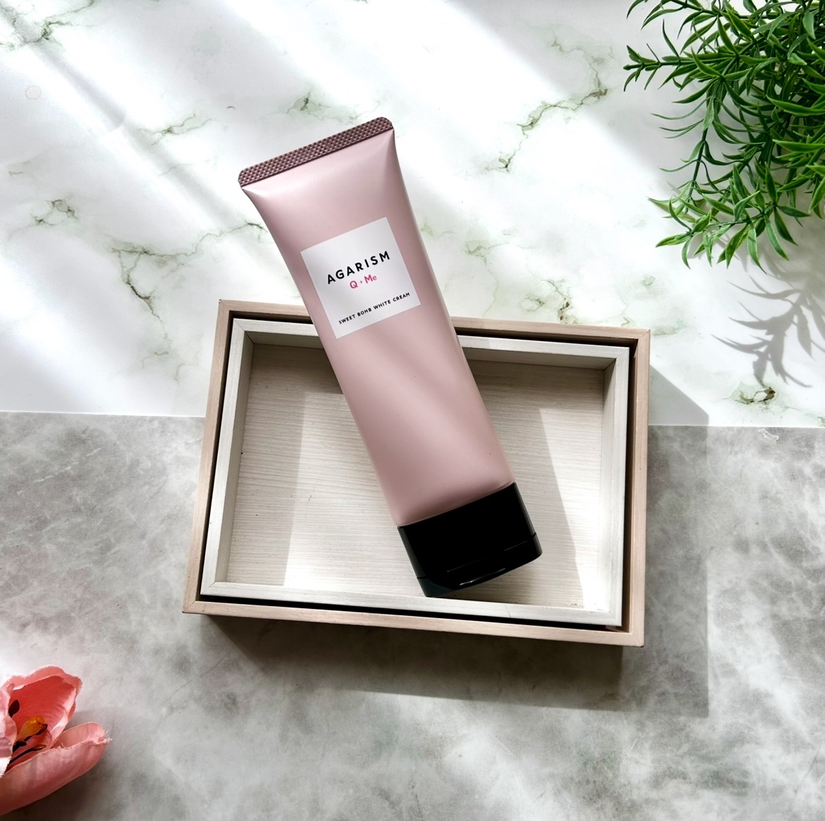 キューミースウィートボムホワイトクリーム/AGARISM/ボディクリームを使ったクチコミ（1枚目）