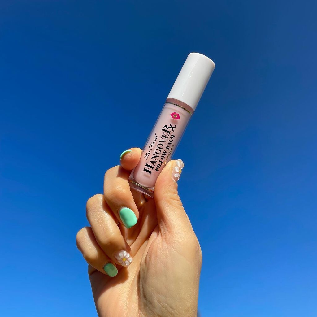 ～トゥー フェイスド ハングオーバー～ ピロー バーム リップ トリートメント/Too Faced/リップ美容液を使ったクチコミ（1枚目）