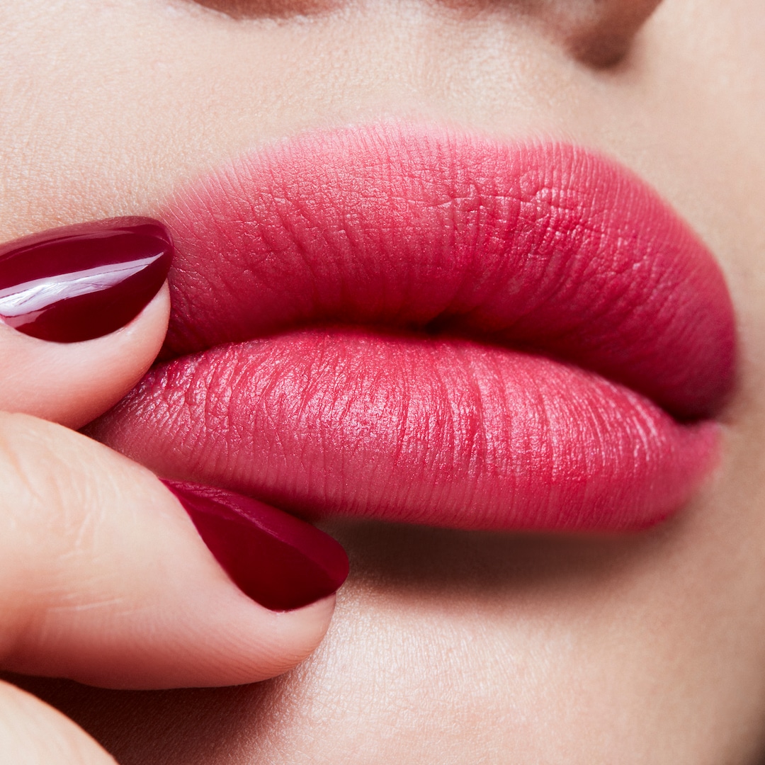 パウダーキス リップスティック フォール イン ラブ