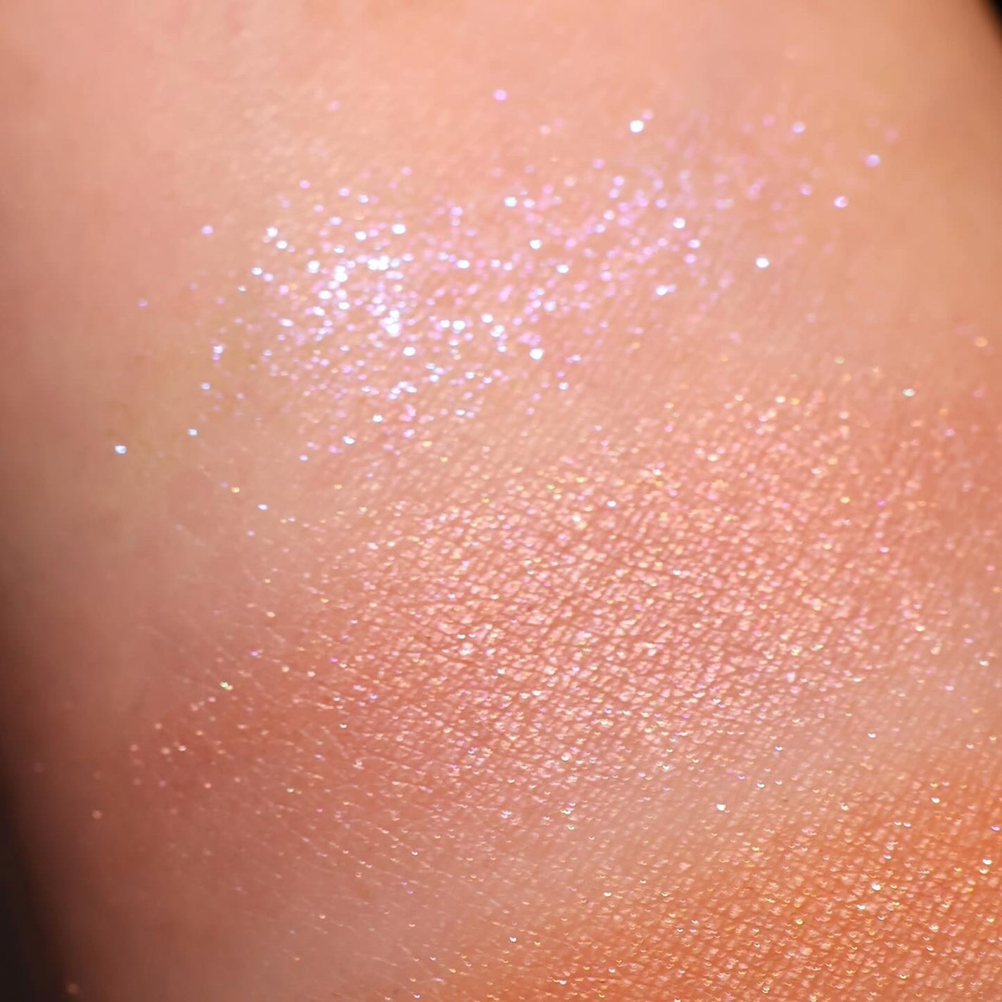 ジューシーピュアアイズ/キャンメイク/アイシャドウパレットを使ったクチコミ(5枚目)