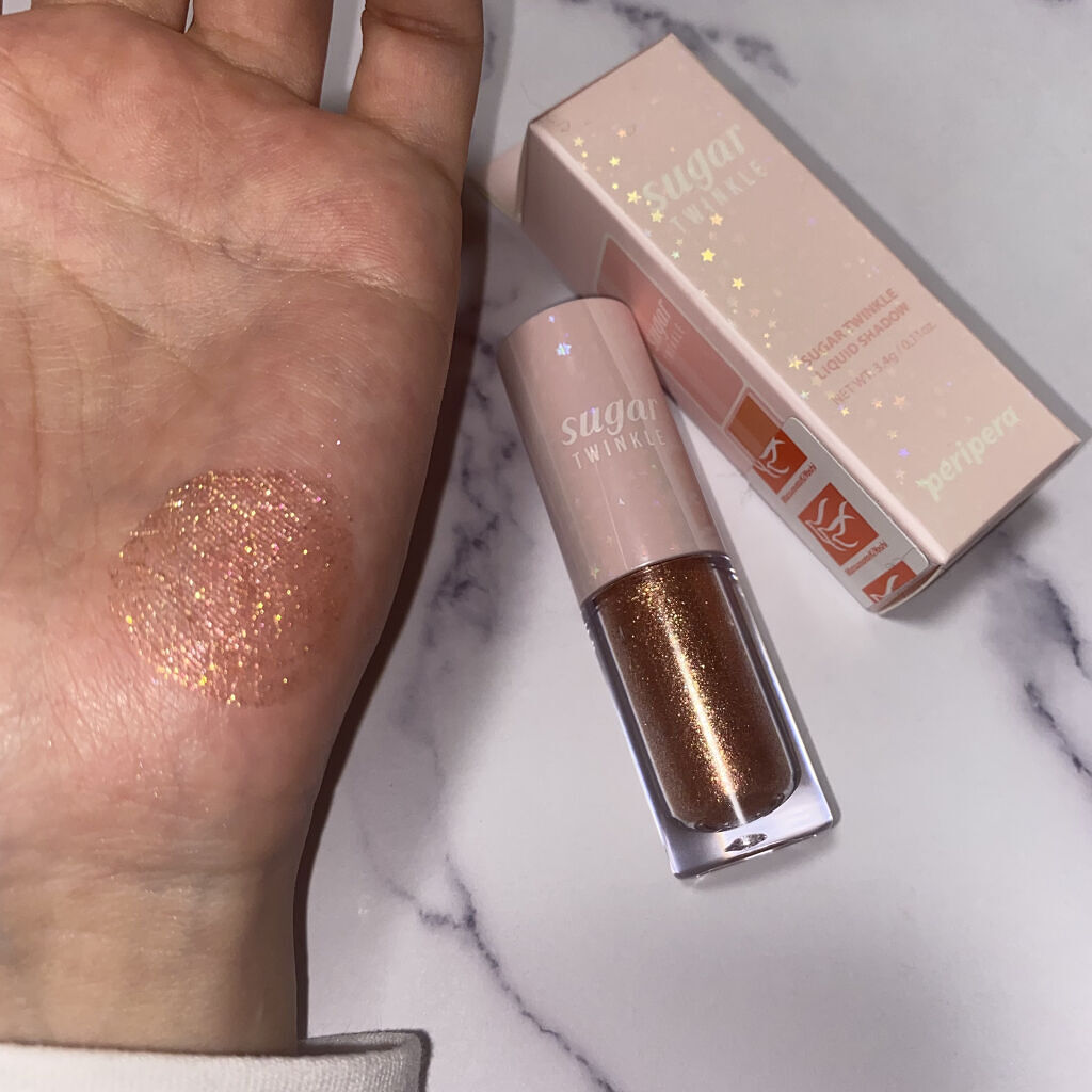 シュガー トゥインクル リキッド シャドウ 11 MARIGOLD CROWN/PERIPERA/リキッドアイシャドウを使ったクチコミ（2枚目）