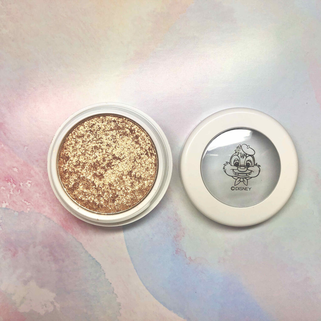 【Witch's Pouch】チップ アイシャドウ チェリーレッド パールピグメント Play with Color/ディズニーストア/単色アイシャドウを使ったクチコミ（2枚目）