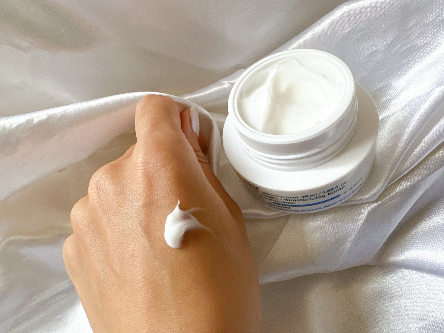 ザトゥルークリームモイスチャライジングバーム/belif/フェイスクリームを使ったクチコミ(2枚目)