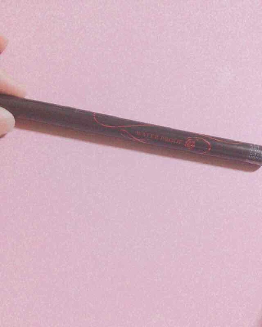 なぴ on LIPS 「めちゃ細くて書きやすいです!!!!値段は1000円ぐらいなので..」(1枚目)