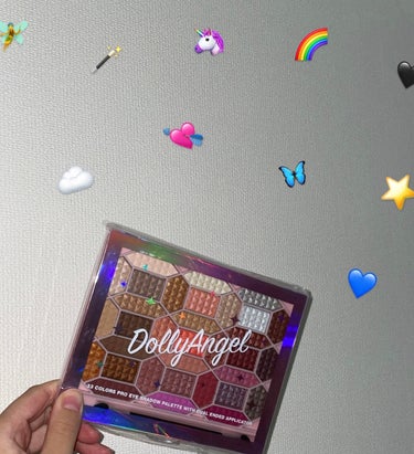 🦋🦄💭❤️‍🔥🐳☁️💙

⬇️⬇️⬇️

🌈Dolly Angel🎀💜🤍
33色プロアイシャドウパレット
¥ 500

┈┈┈┈┈┈┈┈┈┈


ドンキホーテで売られている
謎の激安コスメ🖤🖤🖤


ワ