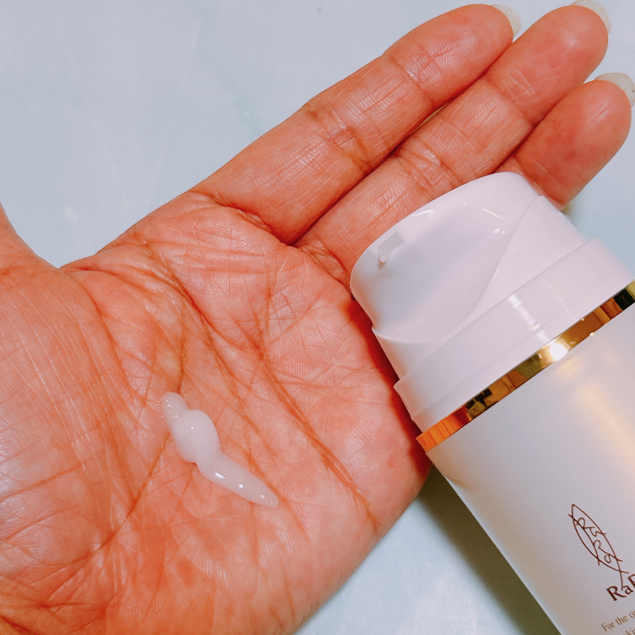 天使のララ モイスチャーゲルⅡ/エミネット/オールインワン化粧品を使ったクチコミ（2枚目）