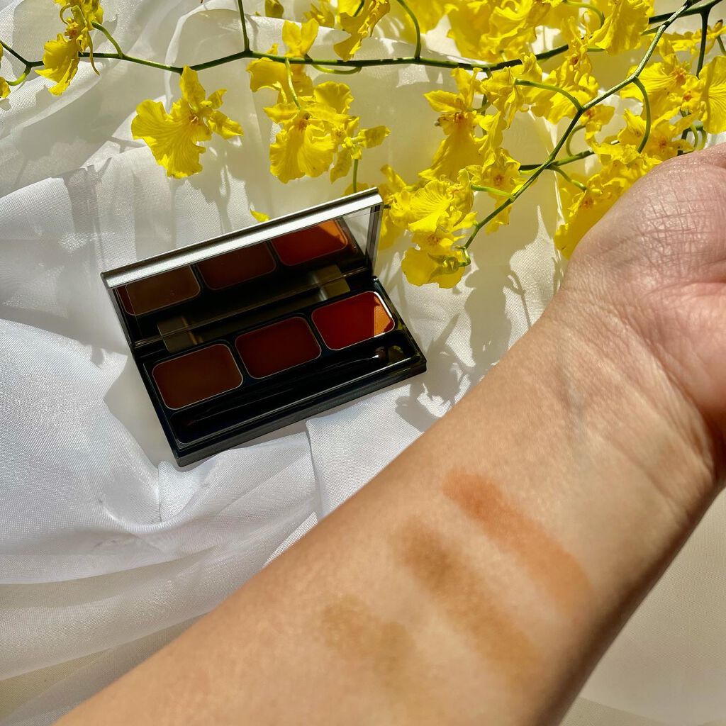 なぁな on LIPS 「&beパレットアイブロウ🌼ニュアンスチェンジ出来るカラーリング..」(2枚目)